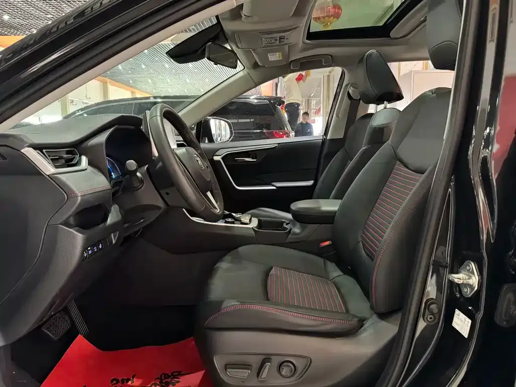 Toyota RAV4 Prime 2021 из CN, фото 8