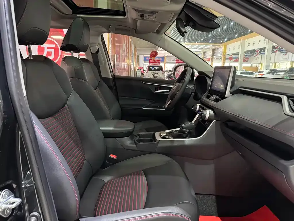 Toyota RAV4 Prime 2021 из CN, фото 4