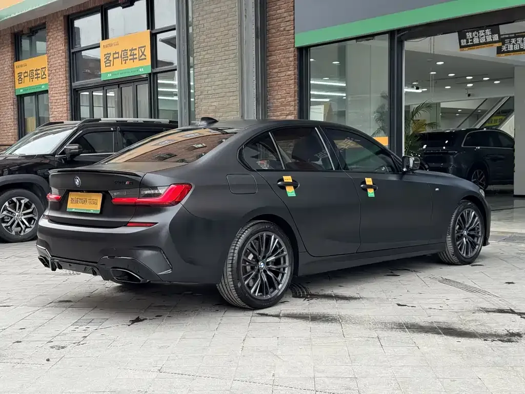 BMW 3 Series 2021 из CN, фото 2
