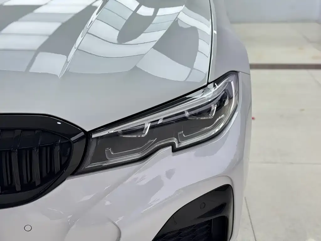 BMW 3 Series 2021 из CN, фото 3