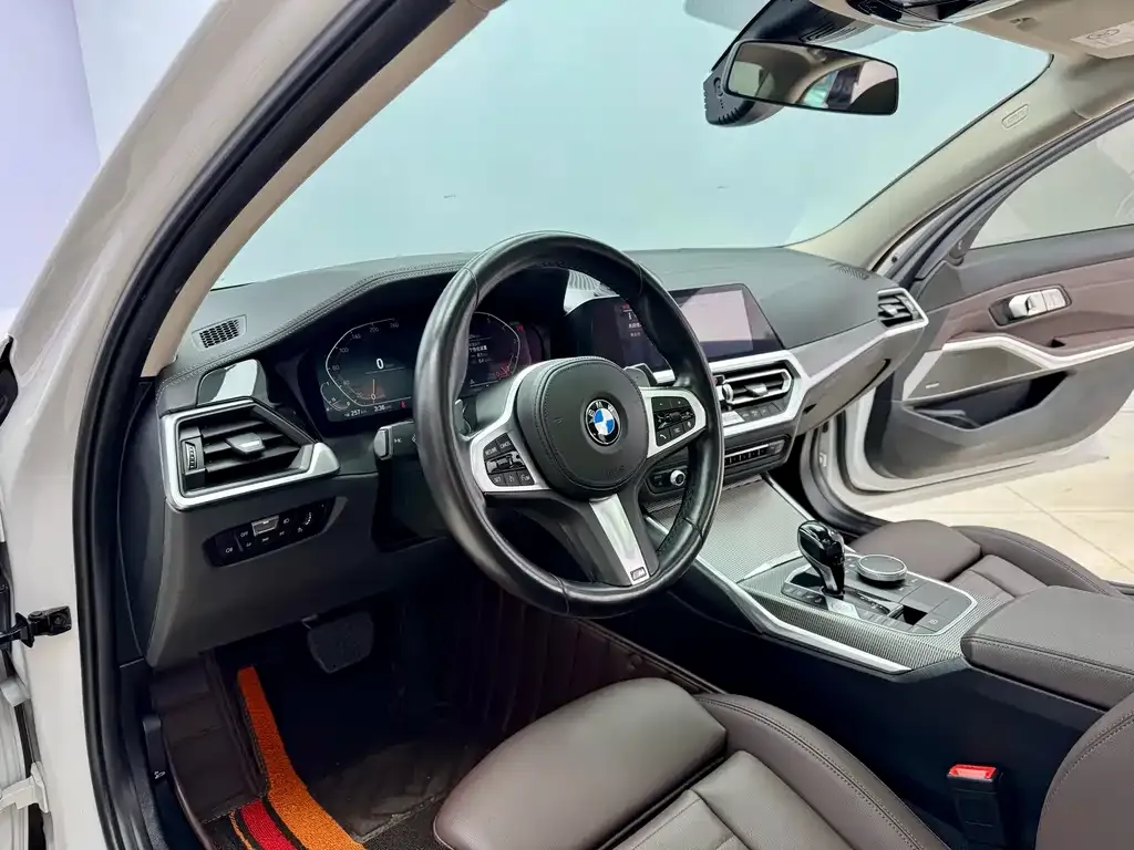 BMW 3 Series 2021 из CN, фото 7