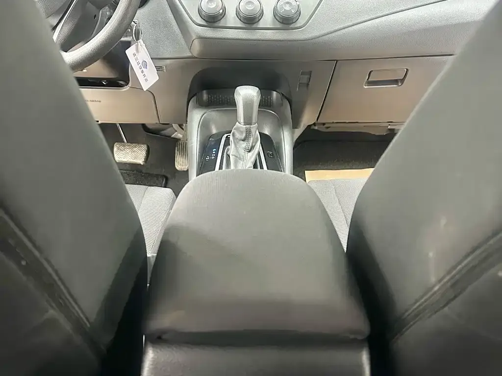 Toyota Corolla 2022 из CN, фото 3