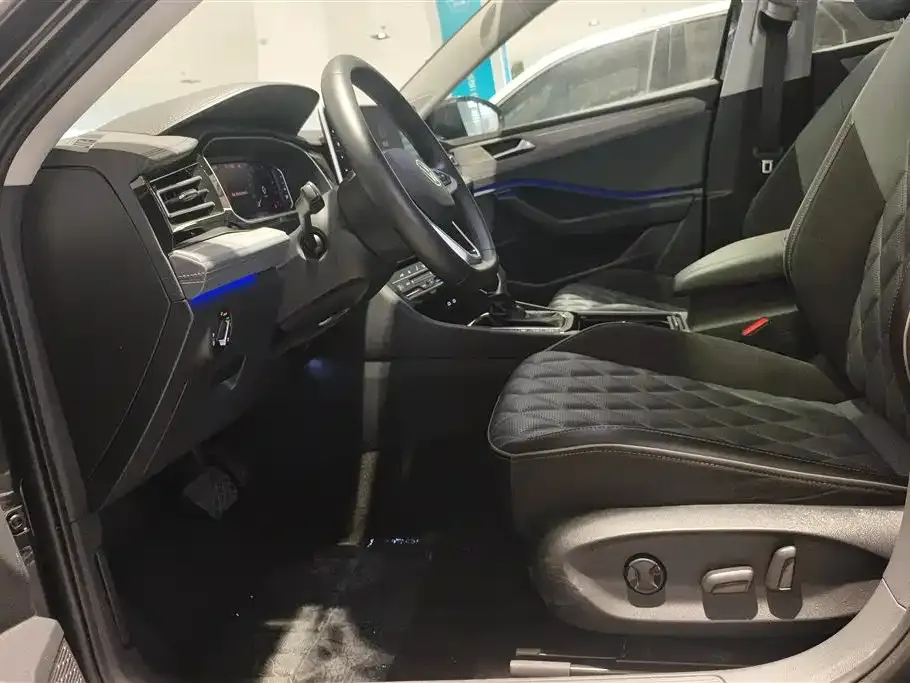 Volkswagen Sagitar 2024 из CN, фото 6