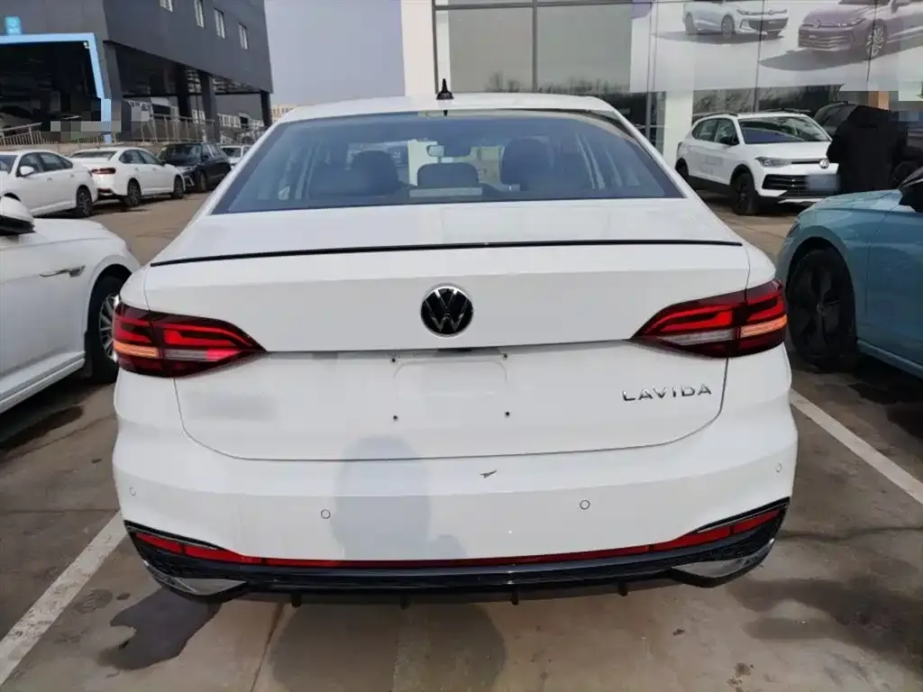 Volkswagen Lavida 2024 из CN, фото 4