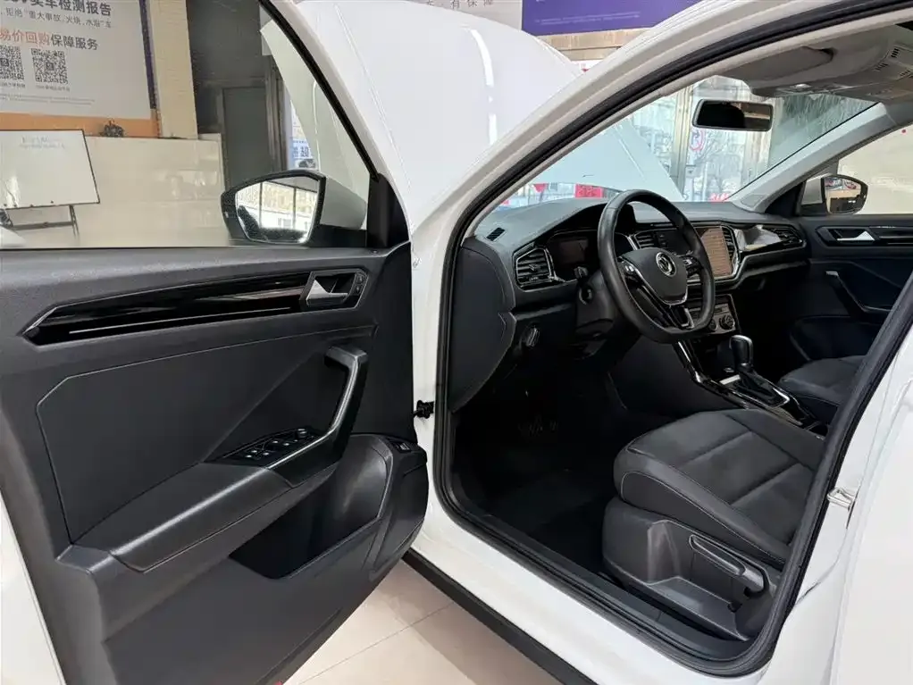 Volkswagen T-Roc 2022 из CN, фото 5