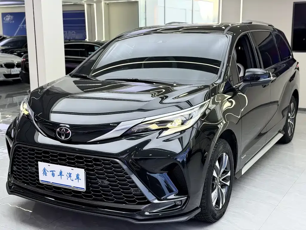 Toyota Granvia 2025 из CN, фото 1