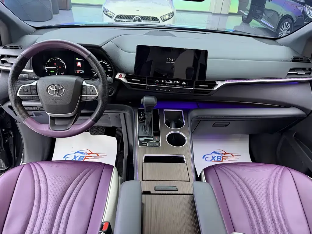 Toyota Granvia 2025 из CN, фото 2