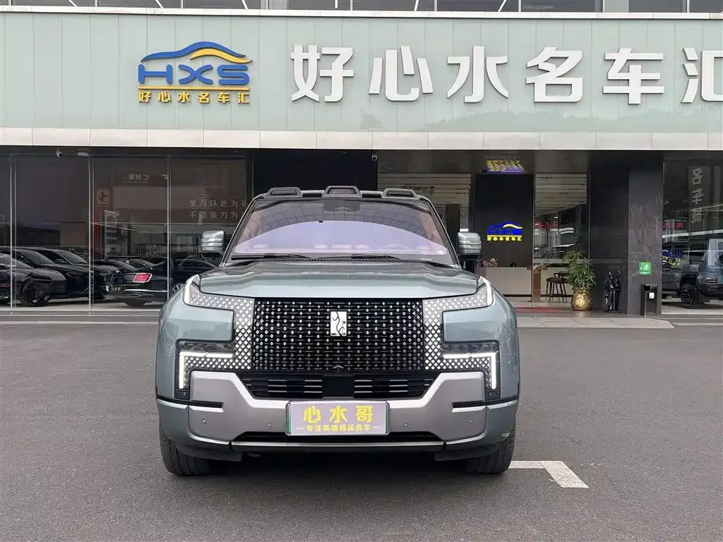 Yangwang U8 2024 из CN, фото 1