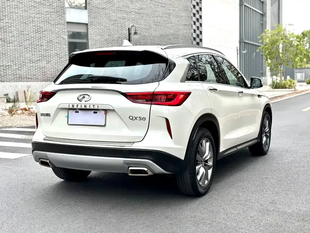 Infiniti QX50 — фото 10