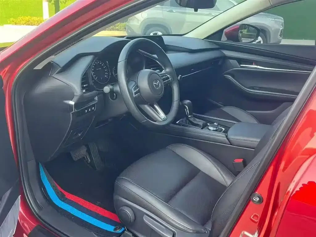 Mazda 3 Axela 2024 из CN, фото 3