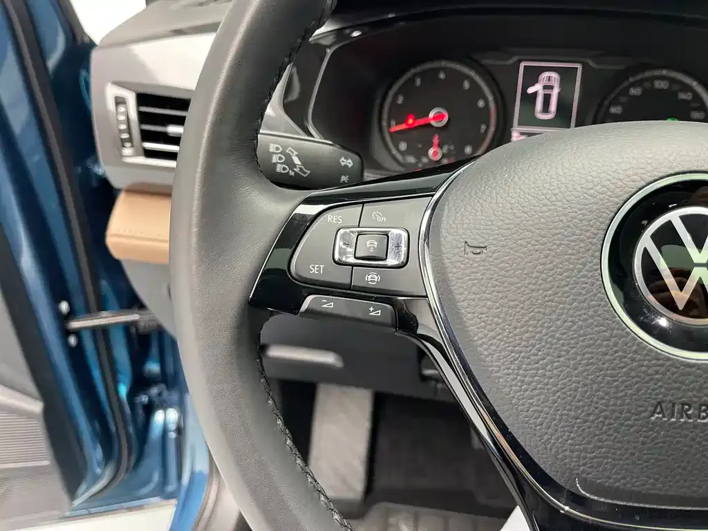 Volkswagen Tharu 2022 из CN, фото 10