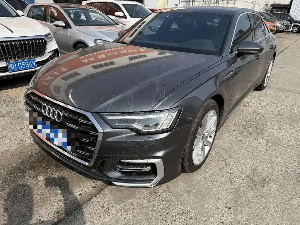 Audi A6L 2023 из CN, фото 1