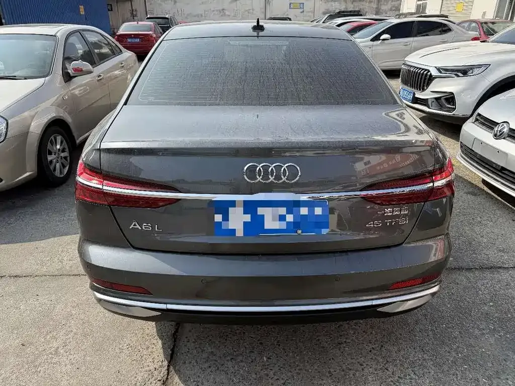 Audi A6L 2023 из CN, фото 6