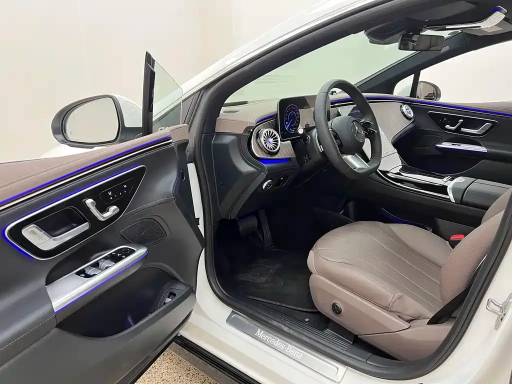 Mercedes-Benz EQE 2025 из CN, фото 5