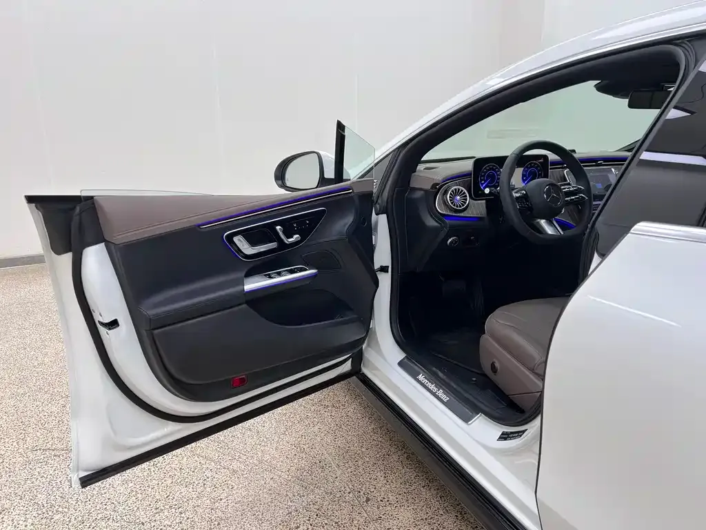 Mercedes-Benz EQE 2025 из CN, фото 6