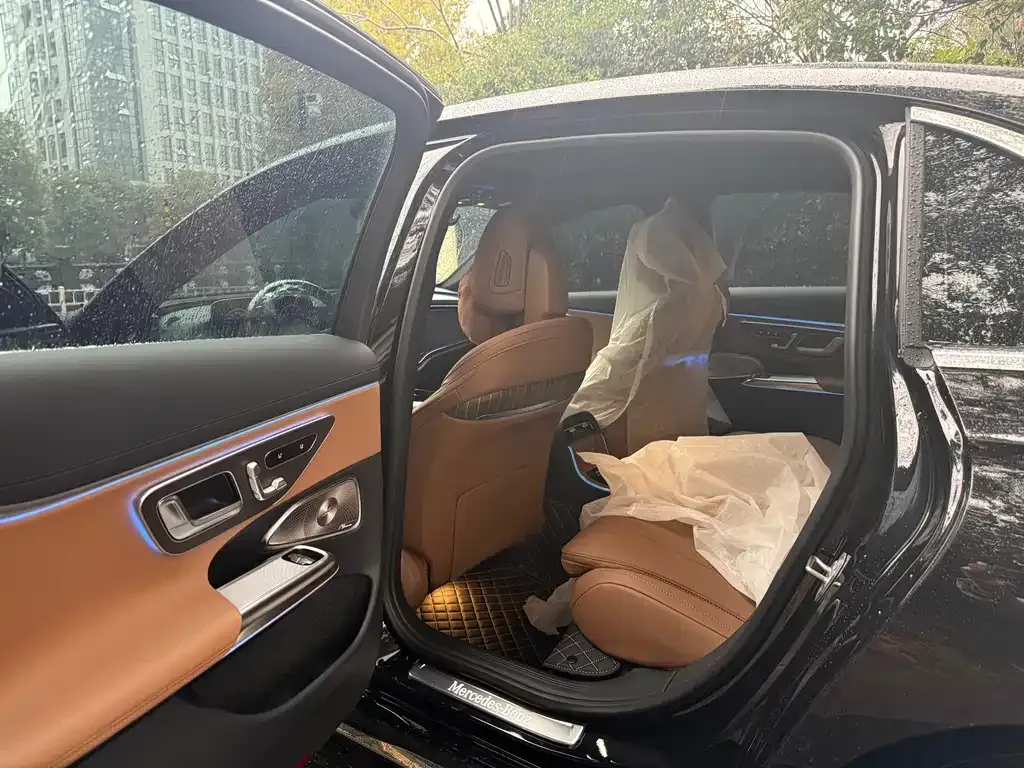 Mercedes-Benz E-Class 2026 из CN, фото 2