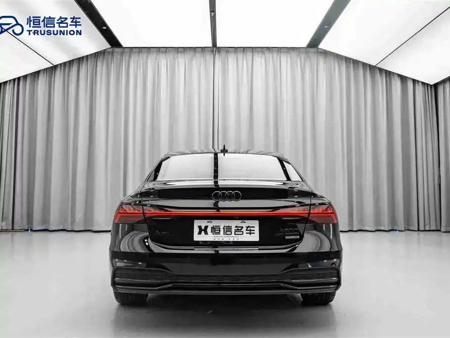 Audi A7L 2024 из CN, фото 4