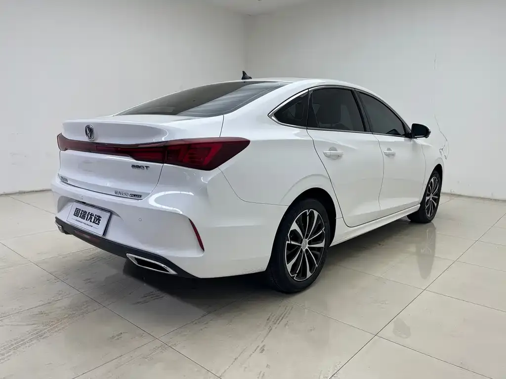 Changan Eado 2022 из CN, фото 4