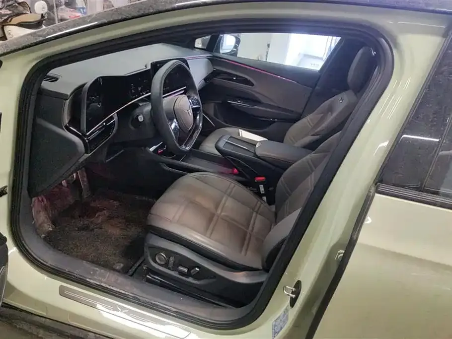 Hongqi EH7 2024 из CN, фото 10