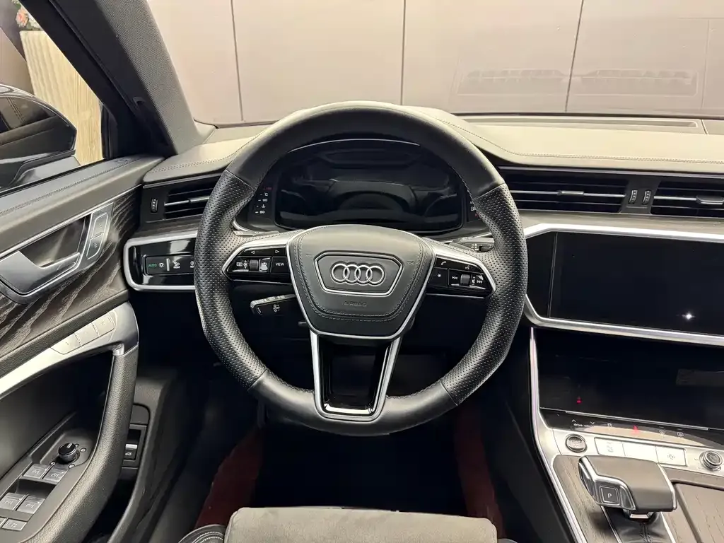 Audi A6L 2023 из CN, фото 9