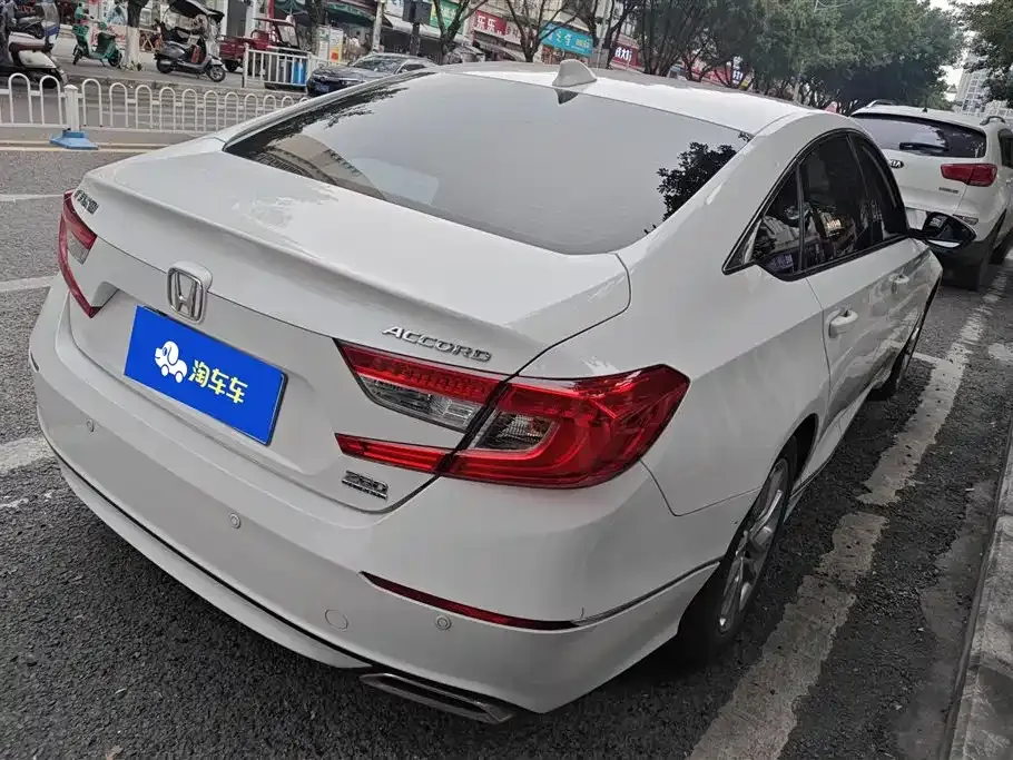 Honda Accord 2021 из CN, фото 3