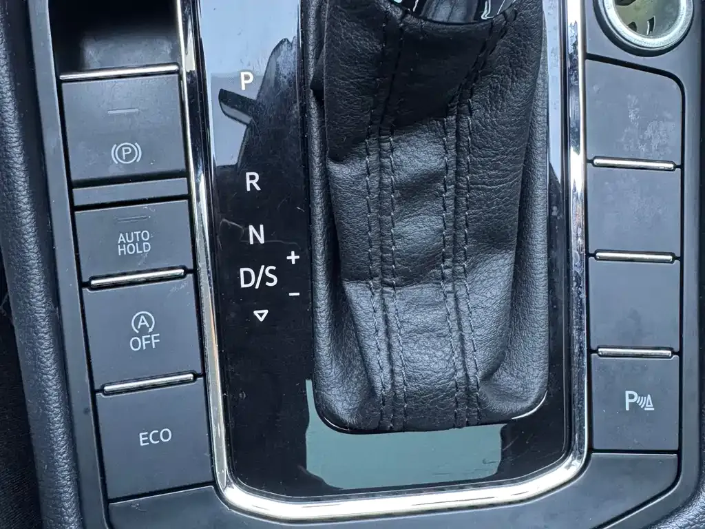 Volkswagen Bora 2022 из CN, фото 10