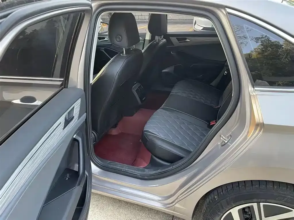 Volkswagen Sagitar 2023 из CN, фото 7