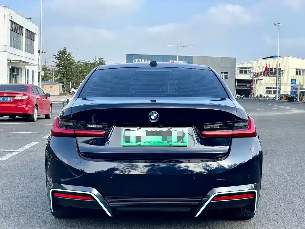 BMW i3 — фото 6