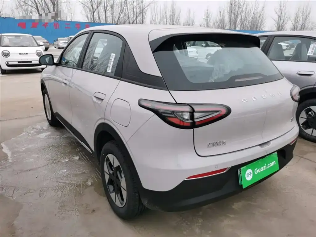 Geely Starburst — фото 8
