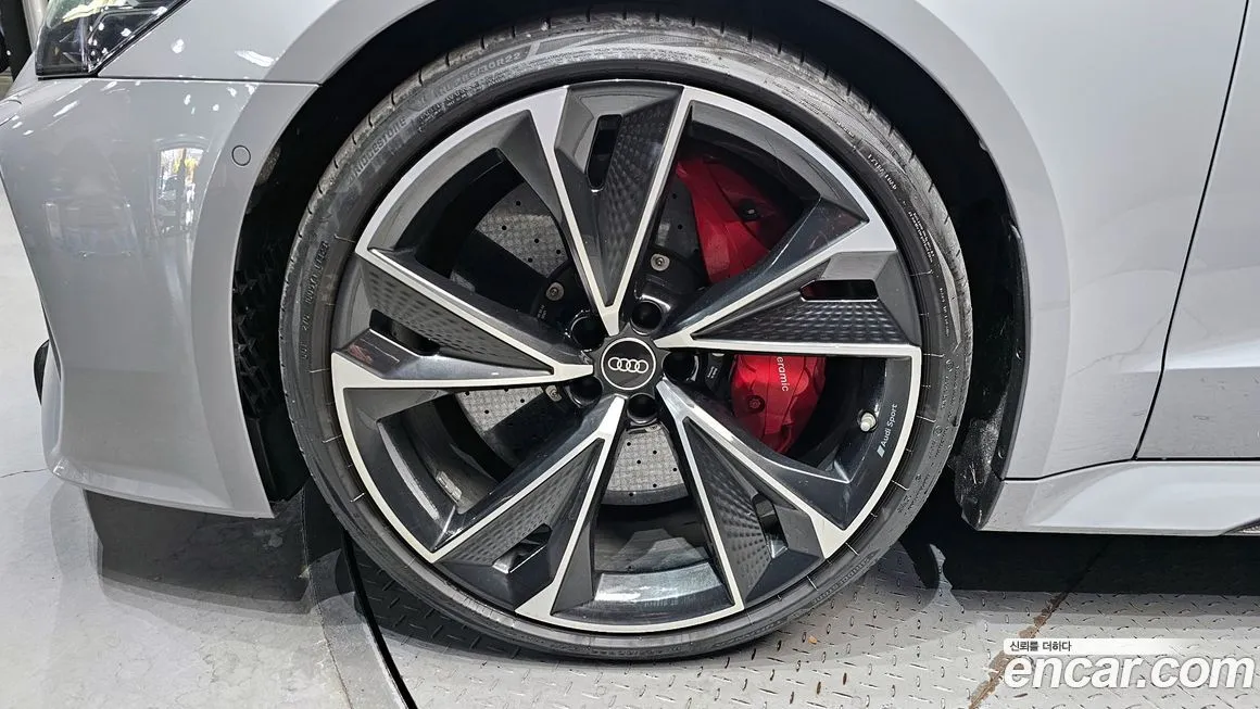 Audi RS7 2021 из KR, фото 9