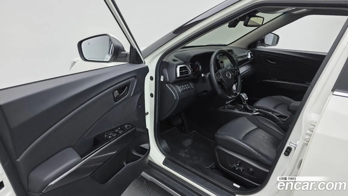 KG Mobility (Ssangyong) TIBOLI 2024 из KR, фото 9