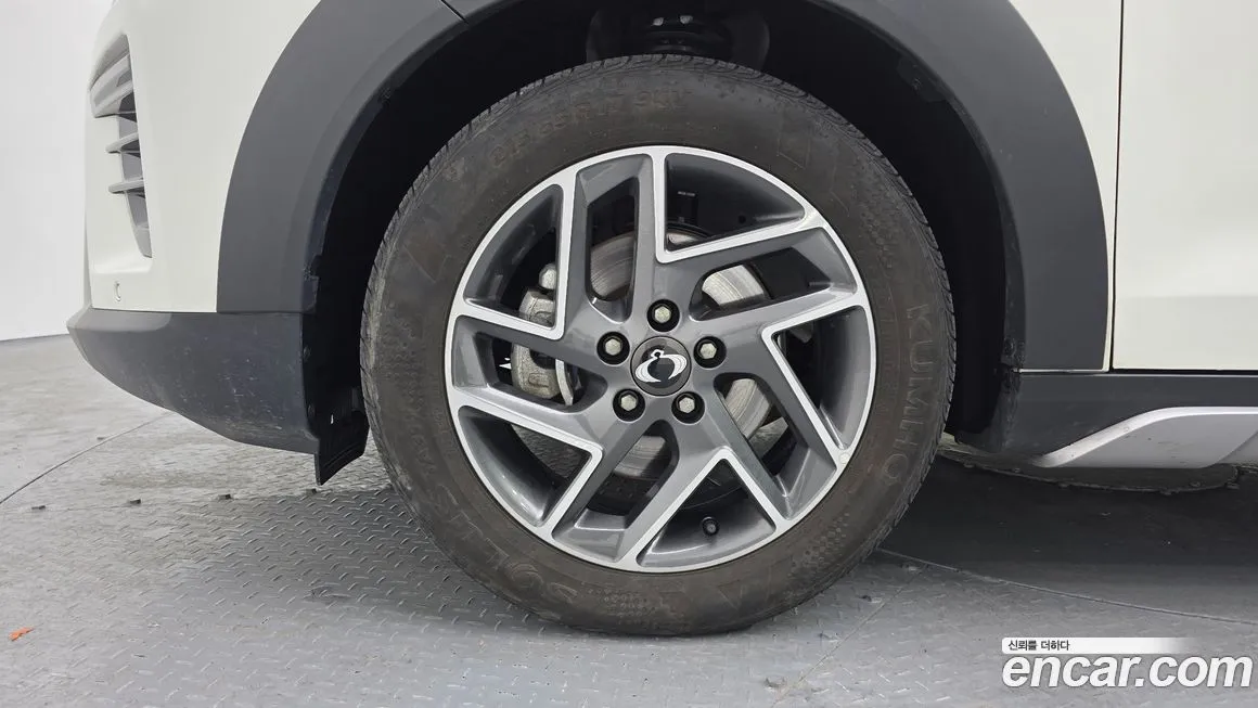 KG Mobility (Ssangyong) TIBOLI 2024 из KR, фото 8