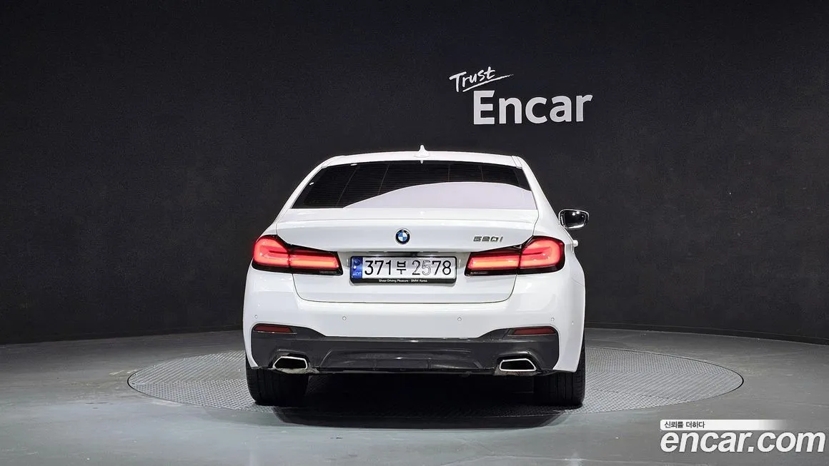 BMW 5-Series 2023 из KR, фото 7