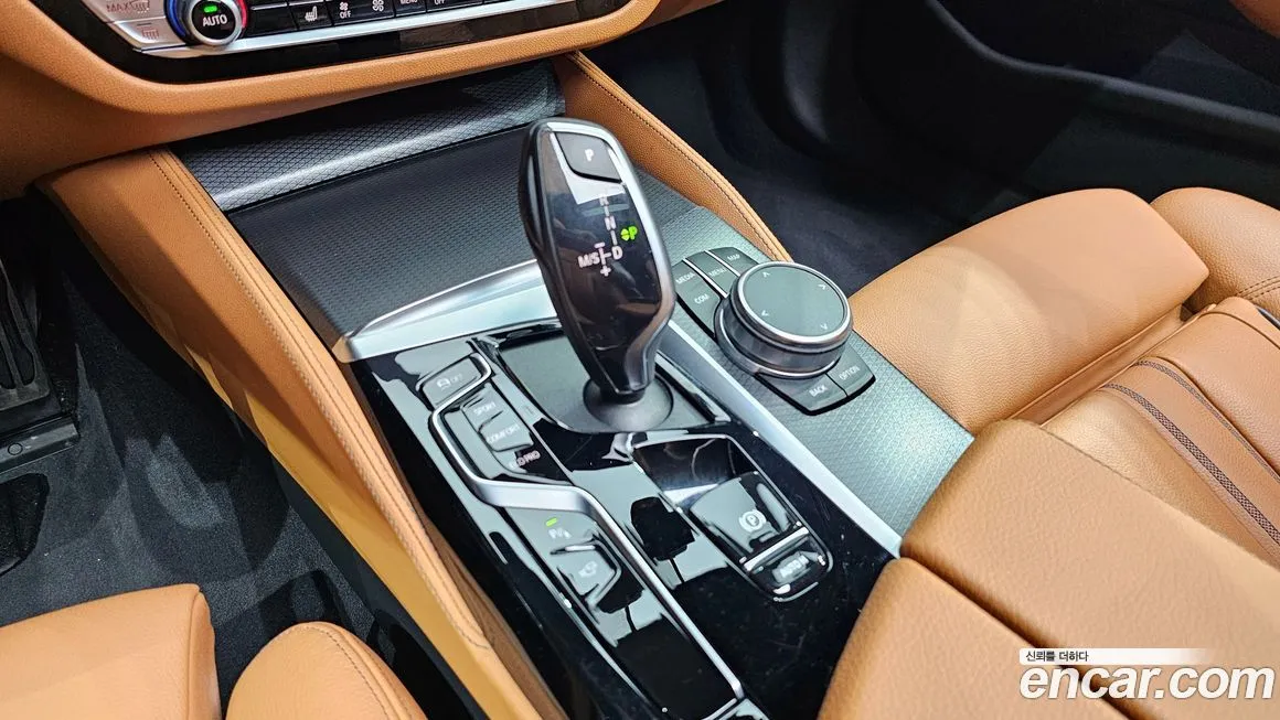 BMW 5-Series 2023 из KR, фото 4
