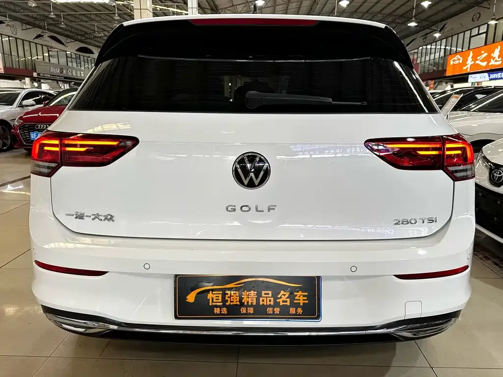 Volkswagen Golf 2022 из CN, фото 7