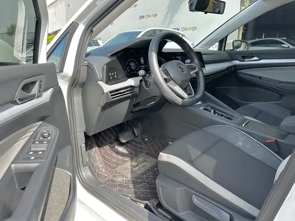 Volkswagen Golf 2022 из CN, фото 6