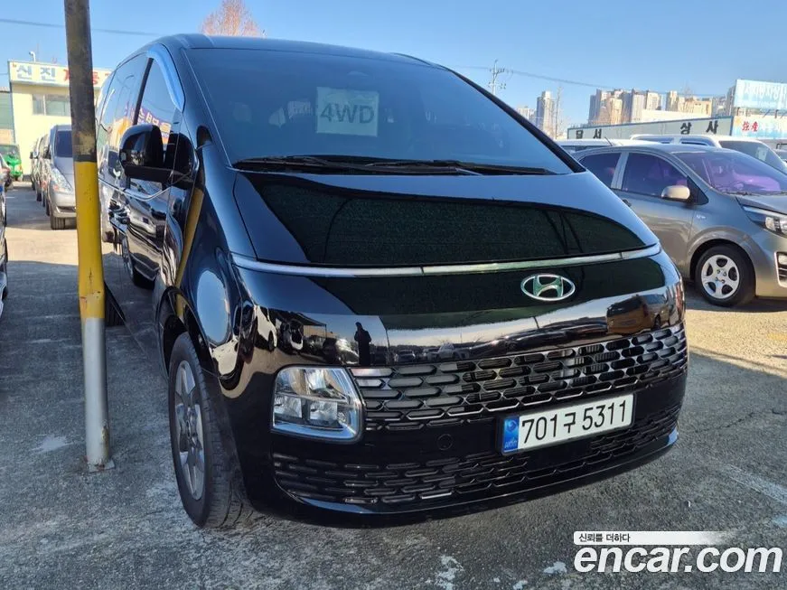 Hyundai Staria 2023 из KR, фото 1