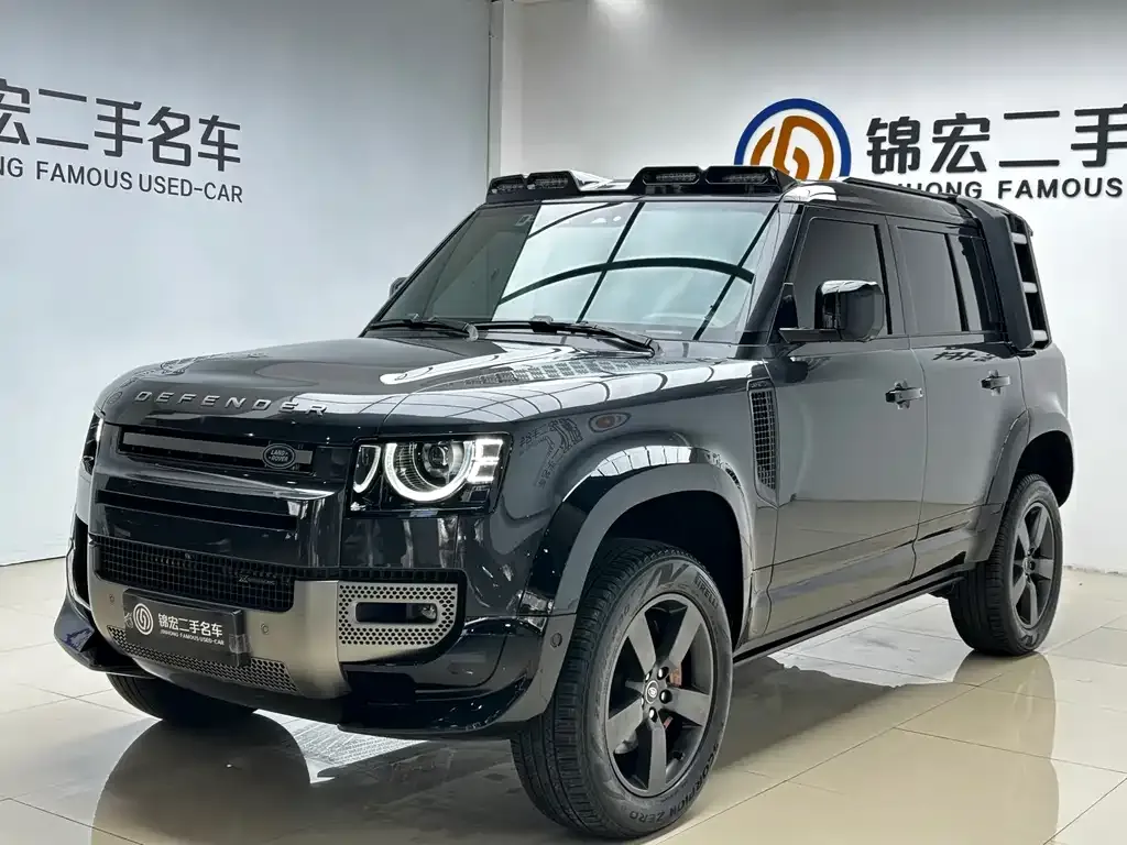 Land Rover Defender — фото 1
