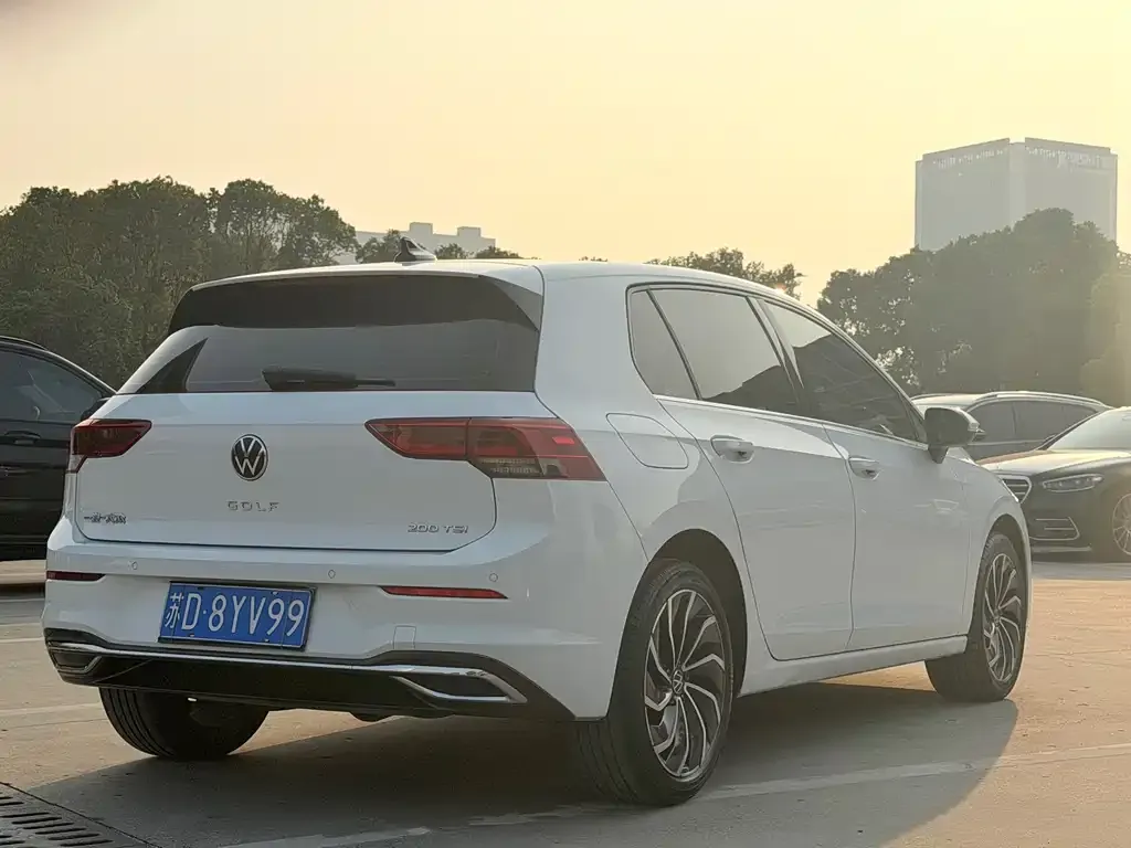 Volkswagen Golf 2021 из CN, фото 5