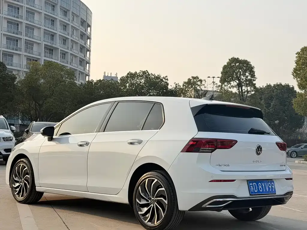 Volkswagen Golf 2021 из CN, фото 8