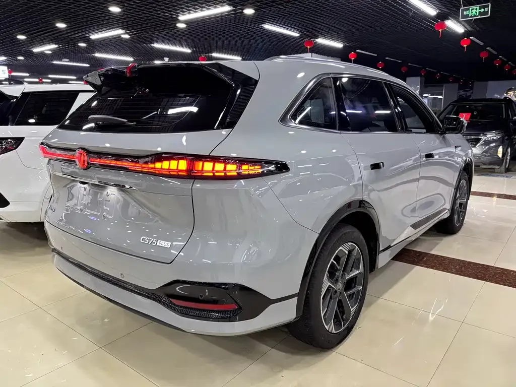 Changan CS75PLUS — фото 7