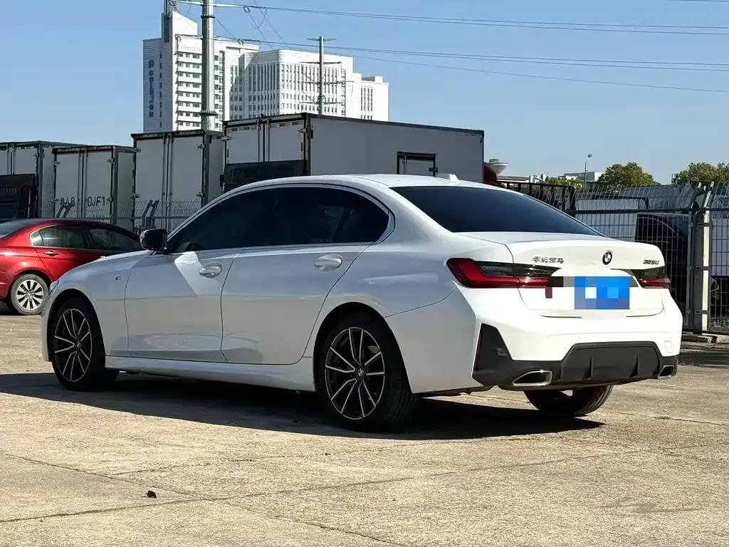 BMW 3 Series 2023 из CN, фото 5
