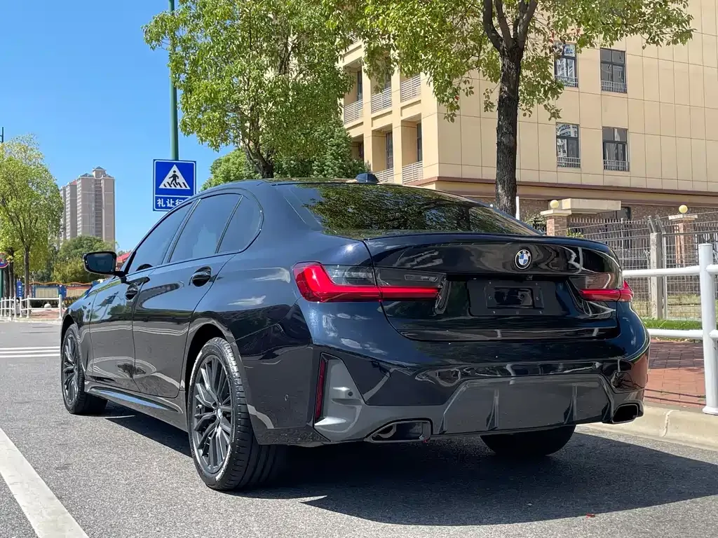 BMW 3 Series 2023 из CN, фото 3