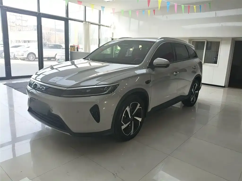 BYD Seal 05 DM-i 2025 из CN, фото 1