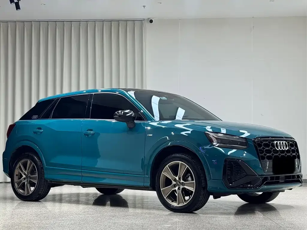 Audi Q2L 2023 из CN, фото 10