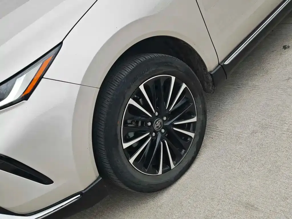Toyota Venza 2022 из CN, фото 6