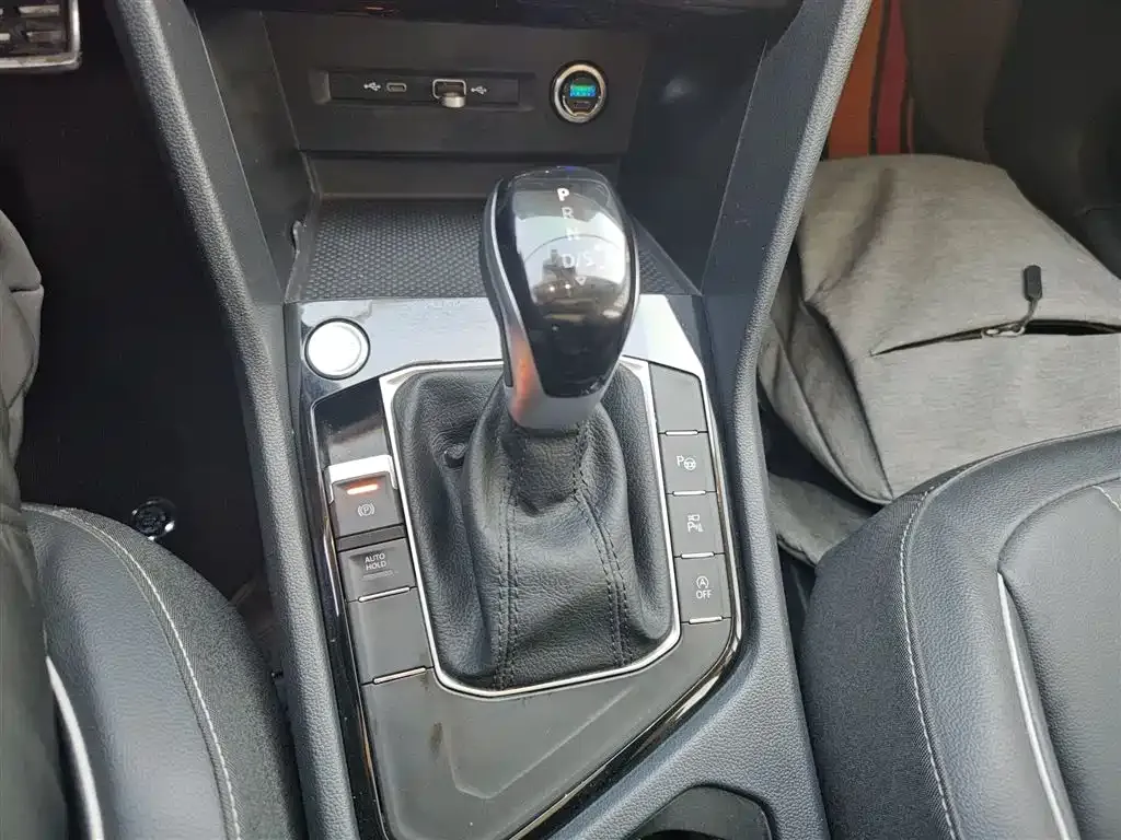 Volkswagen Tiguan L 2024 из CN, фото 10