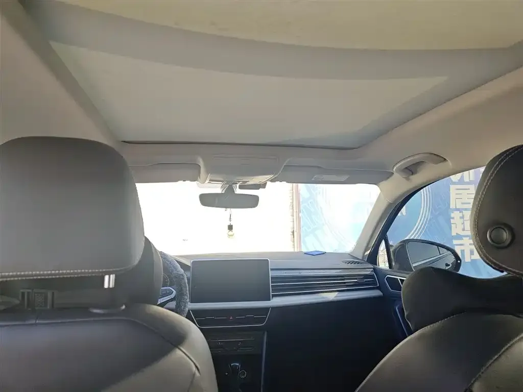 Volkswagen Tiguan L 2024 из CN, фото 2