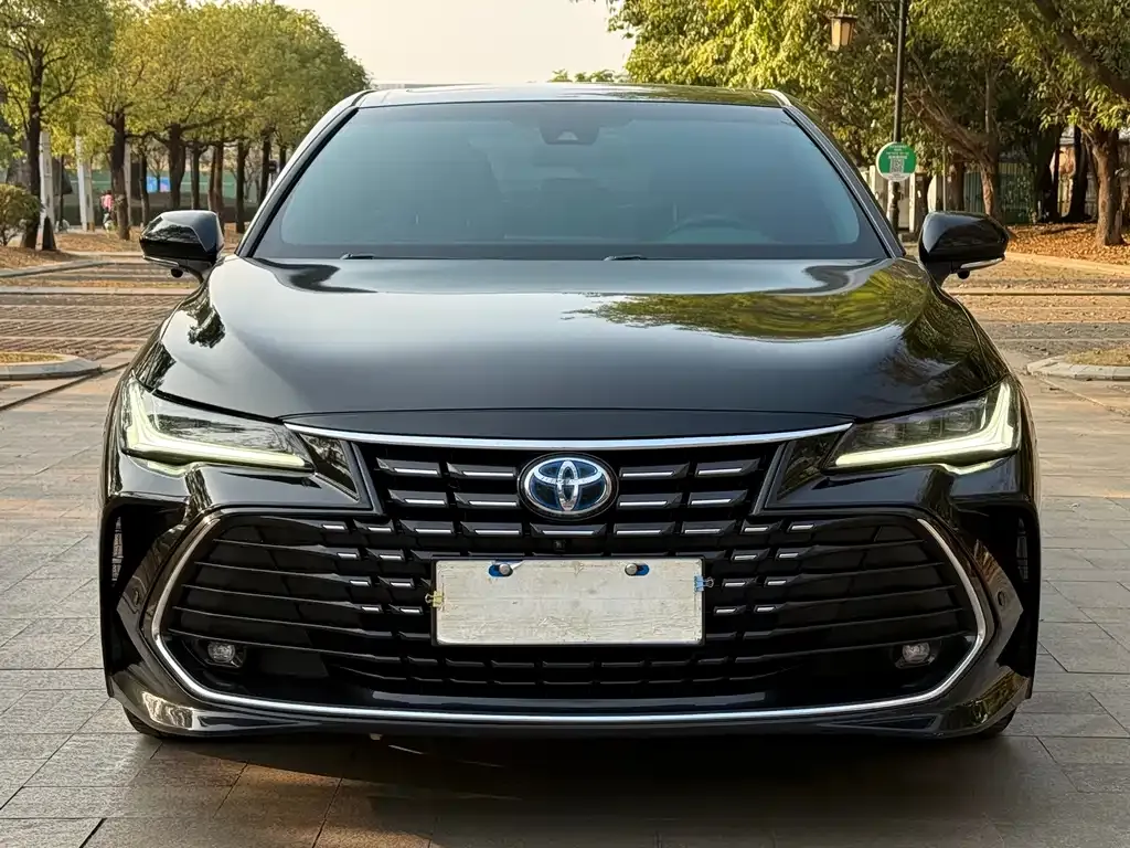 Toyota Avalon 2022 из CN, фото 2