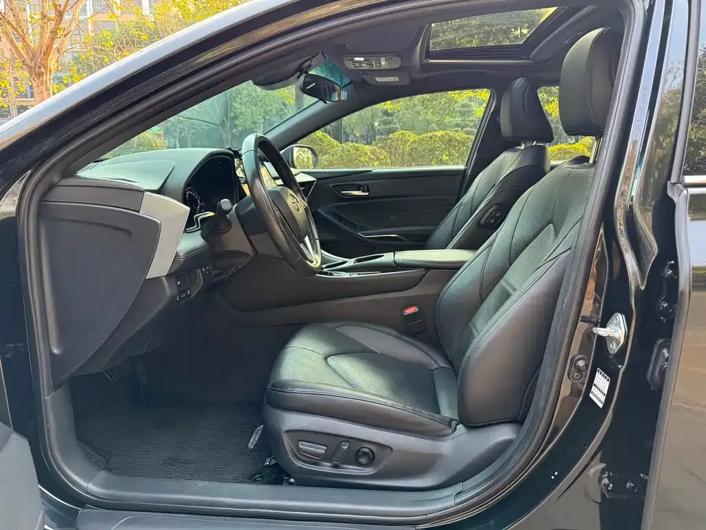 Toyota Avalon 2022 из CN, фото 5